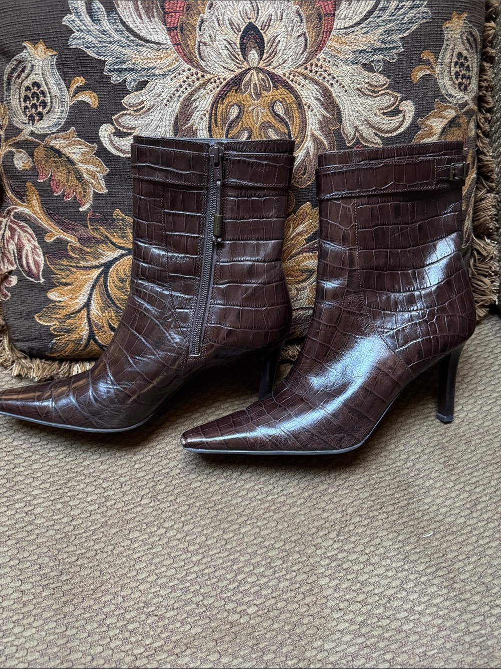 LAUREN Ralph Lauren Marienette Leather chocolate brown ankle boots. Size 8.5B